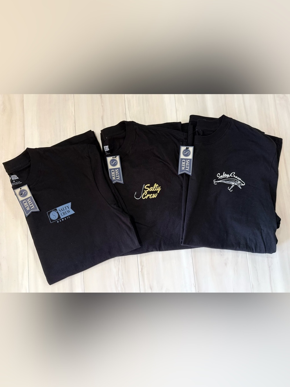 Salty Crew set of 3 men’s t-shirts size L